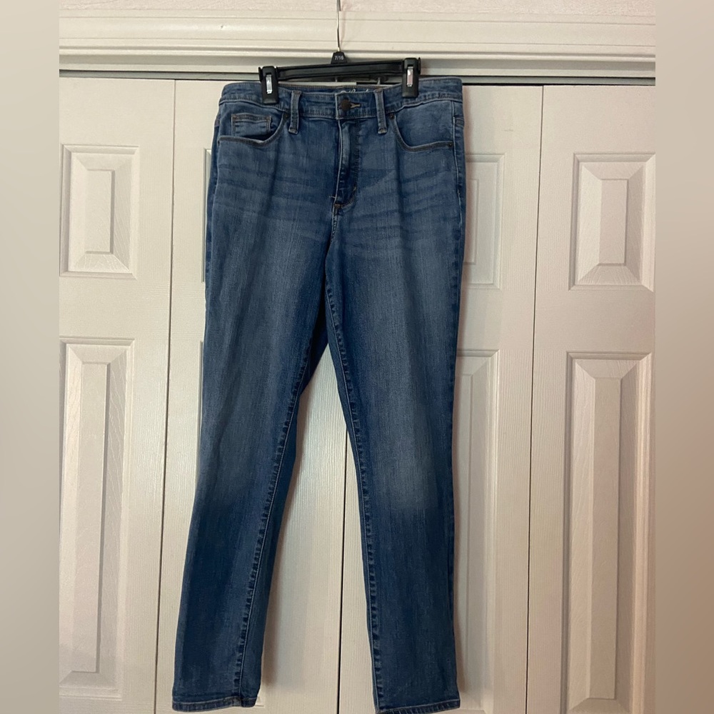Universal Threads Womens High Rise skinny jeans